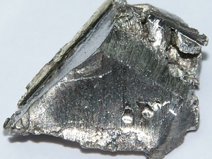 Grynas iterbis